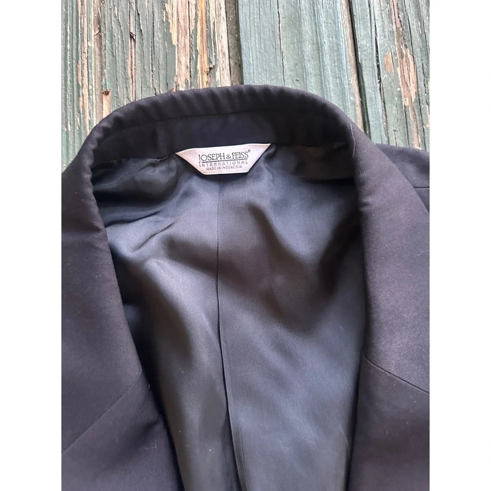Joseph & Feiss Mens Navy Blue Blazer Gold Crest Buttons Two Button Jacket